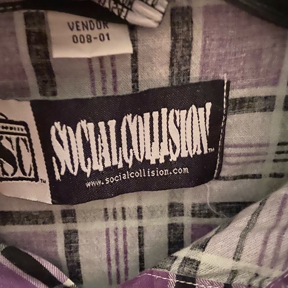 SALE: Ladies plaid shirt blouse Size small - Picture 2 of 7